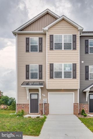 85 MOSES DR, Martinsburg, WV 25405