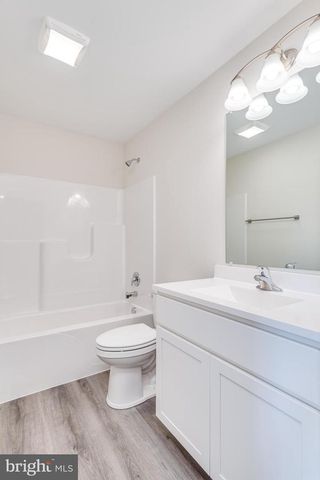85 MOSES DR, Martinsburg, WV 25405