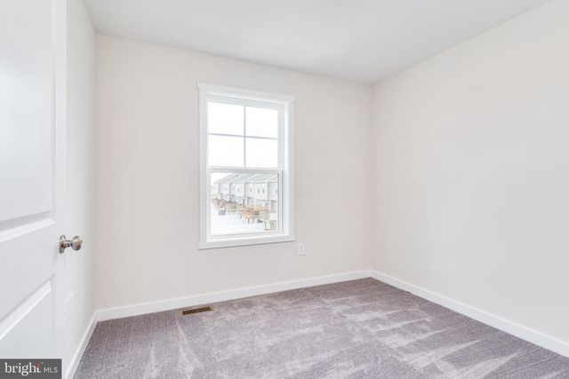 85 MOSES DR, Martinsburg, WV 25405