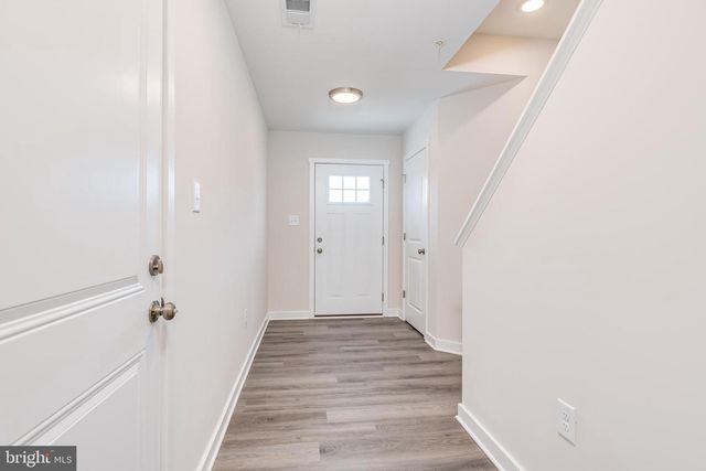 85 MOSES DR, Martinsburg, WV 25405