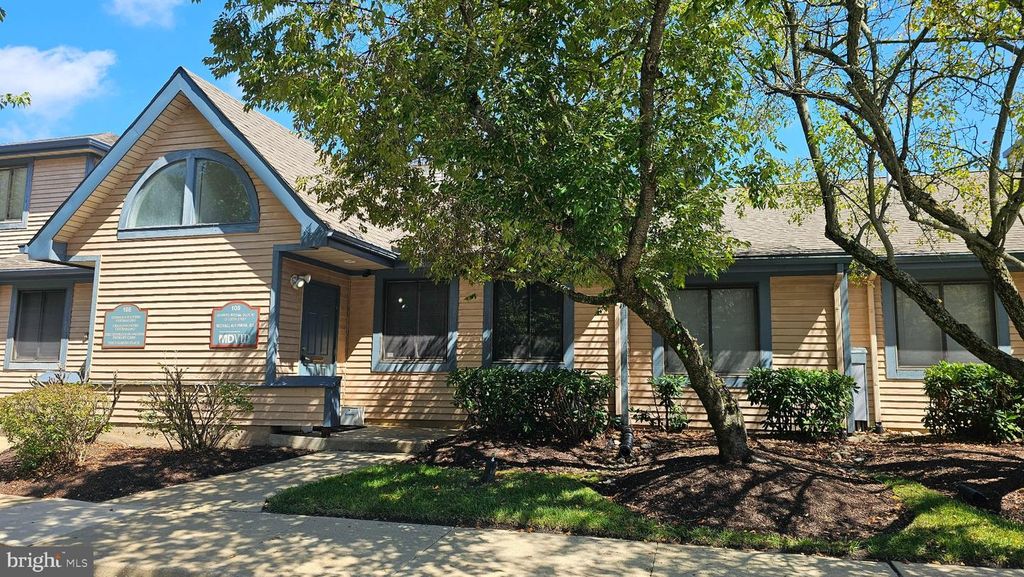 750 RT-73 #107 & 108, MARLTON, NJ 08053 — exterior