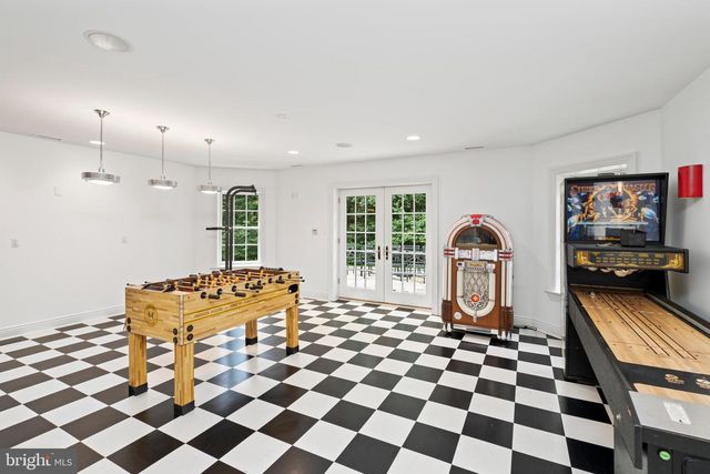 1112 WESTWICKE LN, Lutherville Timonium, MD 21093