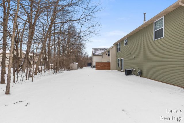 5027 Wild Senna Avenue, Kentwood, MI 49512