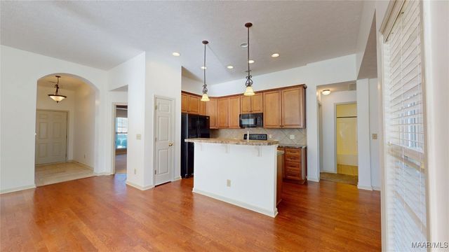 3637 CLAIBORNE Circle, Montgomery, AL 36116