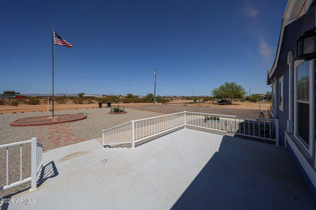22129 W DIXILETA Drive, Wittmann, AZ 85361