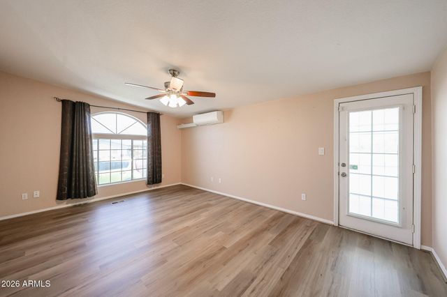 22129 W DIXILETA Drive, Wittmann, AZ 85361
