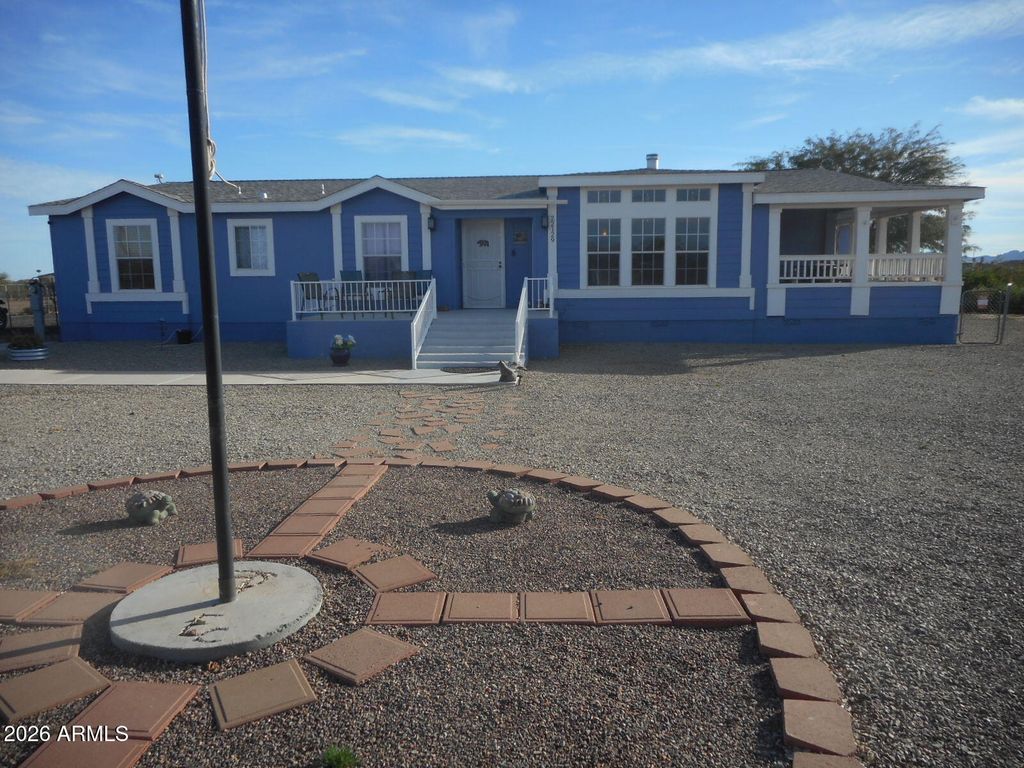 22129 W DIXILETA Drive, Wittmann, AZ 85361