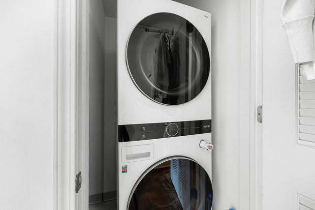 225 N Columbus Drive 7609, Chicago, IL 60601