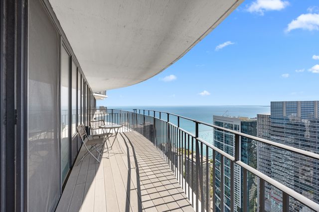 225 N Columbus Drive 7609, Chicago, IL 60601