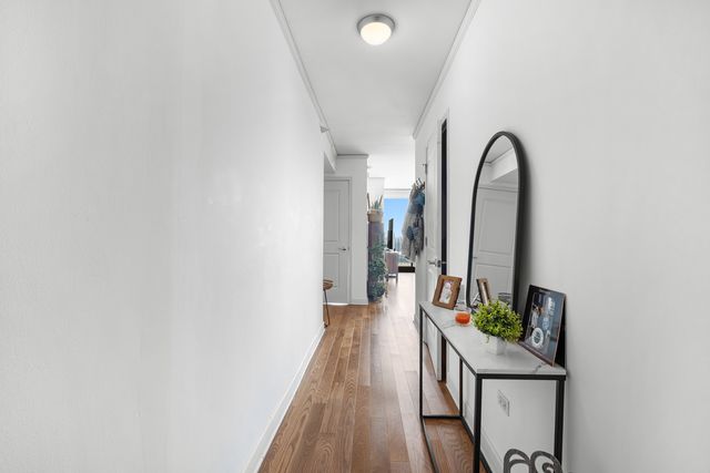 225 N Columbus Drive 7609, Chicago, IL 60601