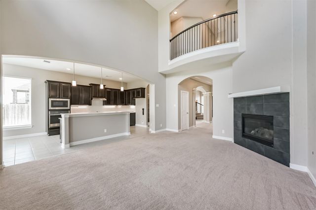 13915 Foyt Drive, Mont Belvieu, TX 77523