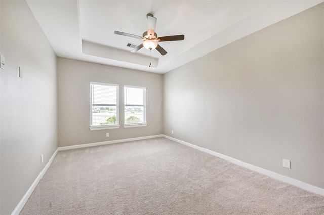 13915 Foyt Drive, Mont Belvieu, TX 77523