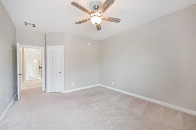 13915 Foyt Drive, Mont Belvieu, TX 77523