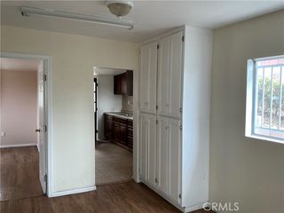 1947 Delta, Los Angeles, CA 90026