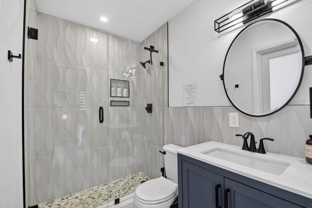 8416 Pine Tree Lane, West Palm Beach, FL 33406