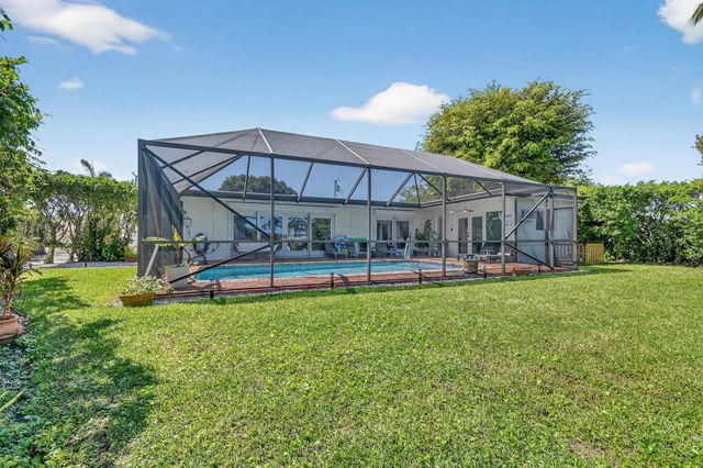 8416 Pine Tree Lane, West Palm Beach, FL 33406