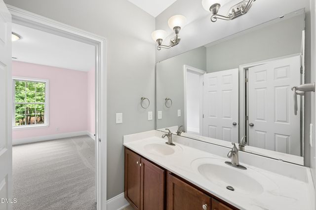 7540 Hasentree Club Drive, Wake Forest, NC 27587