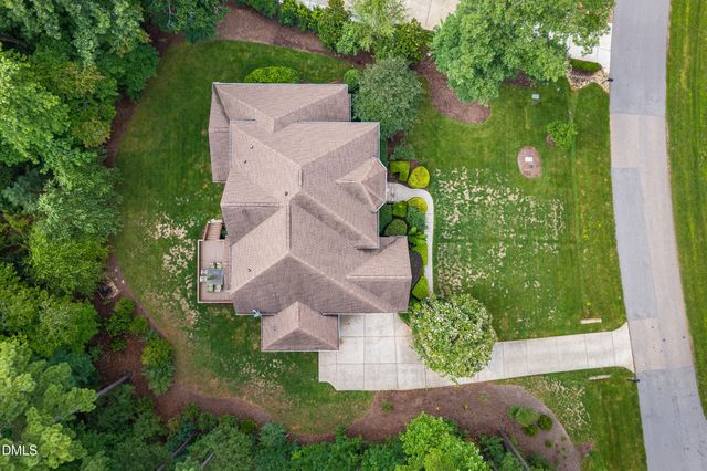 7540 Hasentree Club Drive, Wake Forest, NC 27587