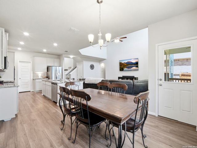 1639 Dunvegan Park, Bulverde, TX 78163