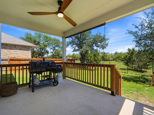 1639 Dunvegan Park, Bulverde, TX 78163