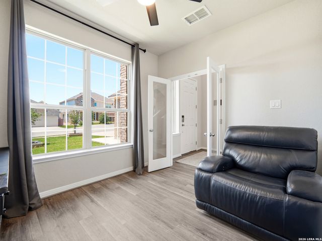 1639 Dunvegan Park, Bulverde, TX 78163