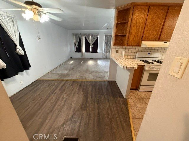 Rd Frontage 238, South Gate, CA 90280