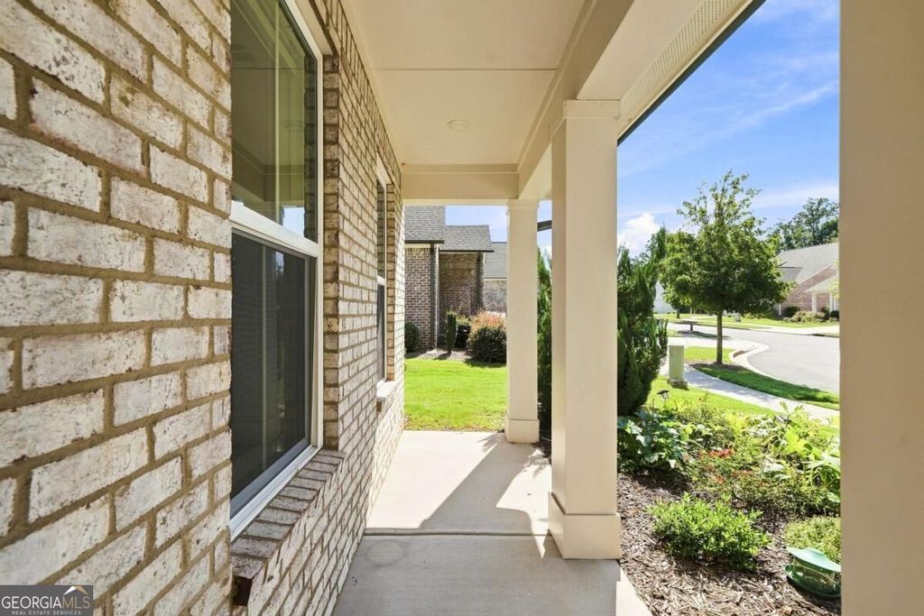 201 Floral Valley Drive, Woodstock, GA 30188 — photo 4