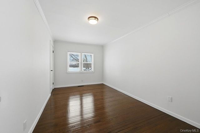 63 Lakeside Trail, Ridge, NY 11961