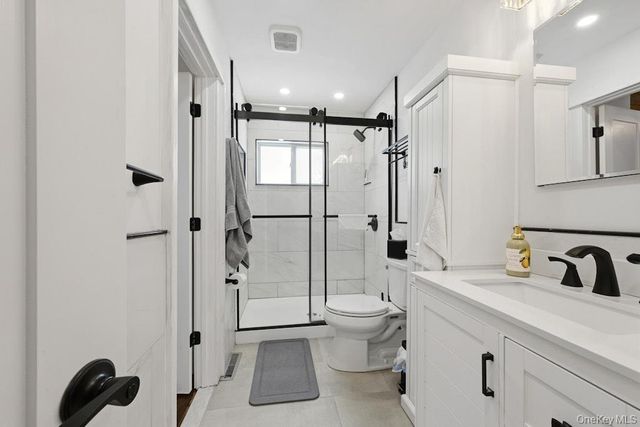 63 Lakeside Trail, Ridge, NY 11961