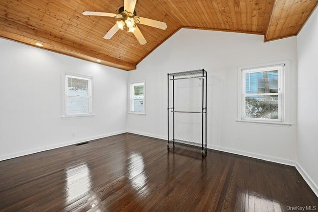 63 Lakeside Trail, Ridge, NY 11961