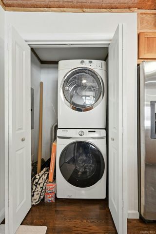 63 Lakeside Trail, Ridge, NY 11961