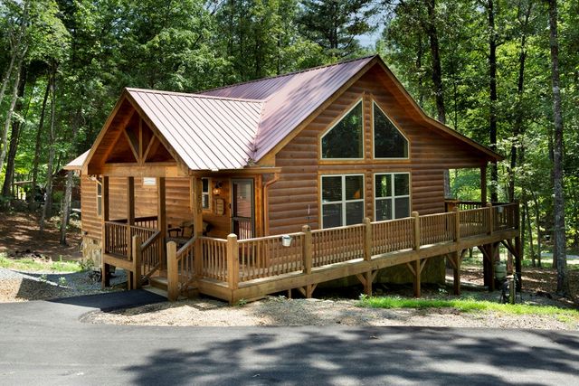 570 Hawthorne Lane, Murphy, NC 28906