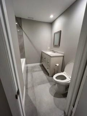 2234 NE 27th Street, Lighthouse Point, FL 33064