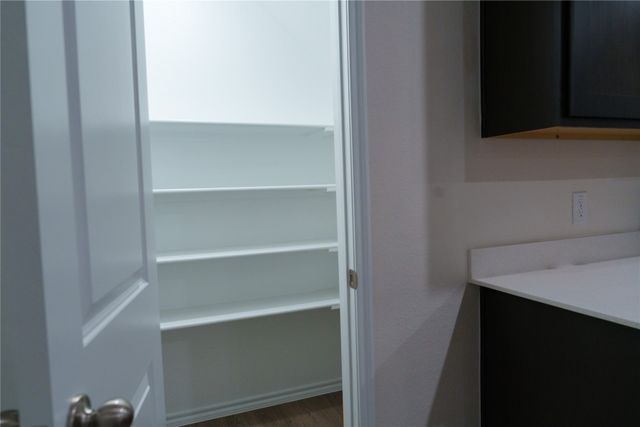 929 Jefferson Way, Sherman, TX 75092