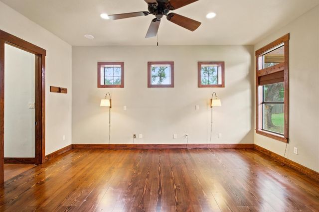 3121 Summit Ridge DR, San Marcos, TX 78666