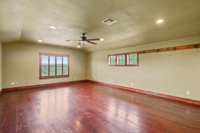 3121 Summit Ridge DR, San Marcos, TX 78666