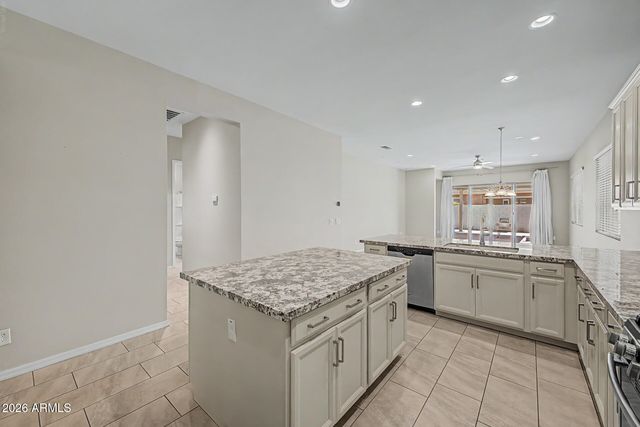 3047 E AUSTIN Drive, Gilbert, AZ 85296