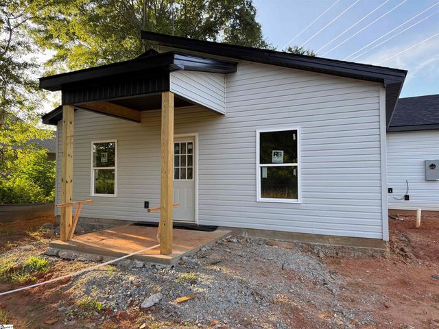 1525 Settle Road, Inman, SC 29349