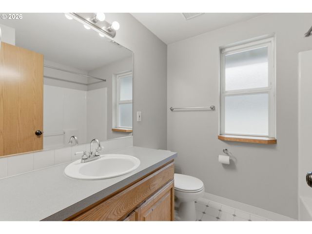 5902 Ne 81ST Ave, Vancouver, WA 98662