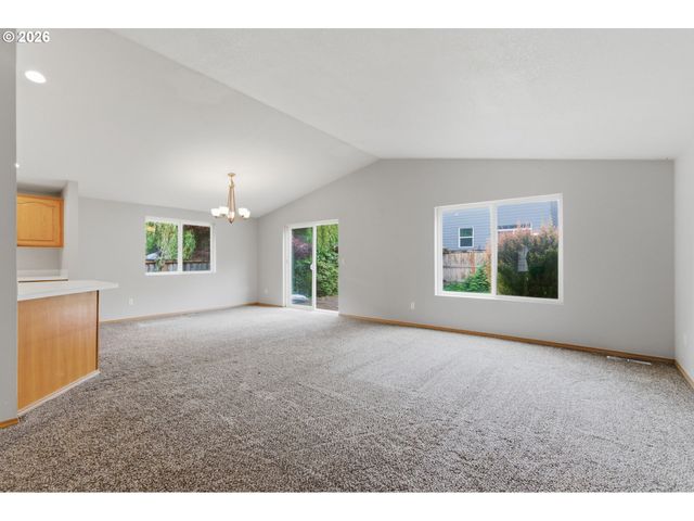 5902 Ne 81ST Ave, Vancouver, WA 98662
