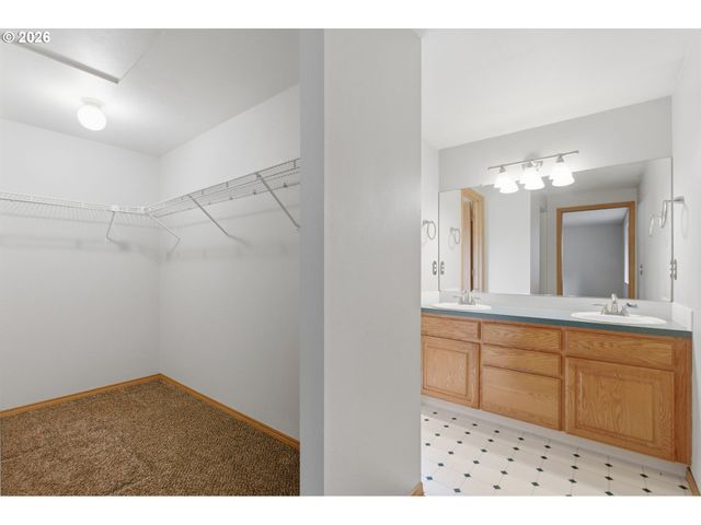 5902 Ne 81ST Ave, Vancouver, WA 98662