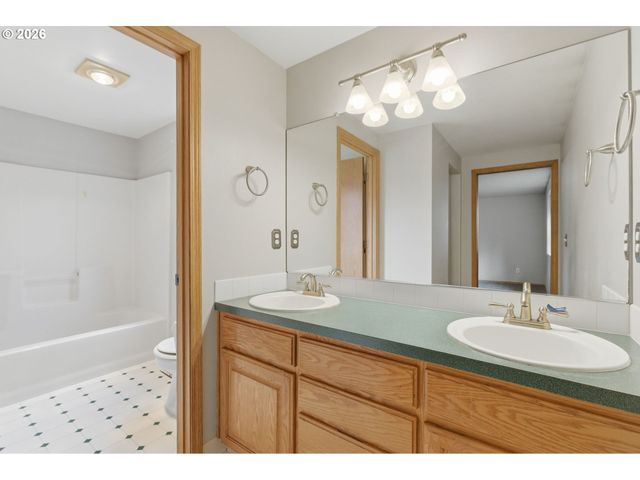 5902 Ne 81ST Ave, Vancouver, WA 98662