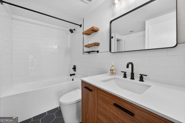 1280 W Peachtree Street NW 1407, Atlanta, GA 30309