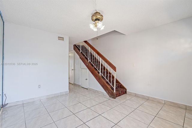 2331 W 66th Pl 201, Hialeah, FL 33016