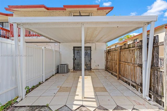 2331 W 66th Pl 201, Hialeah, FL 33016