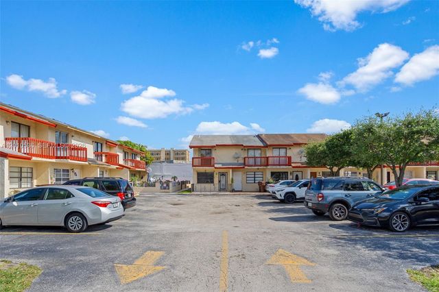 2331 W 66th Pl 201, Hialeah, FL 33016