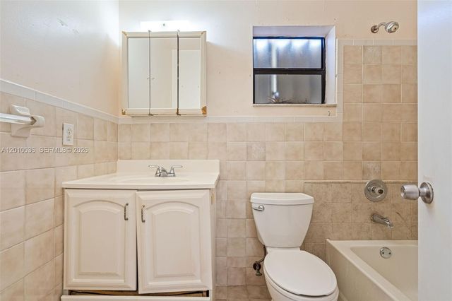 2331 W 66th Pl 201, Hialeah, FL 33016