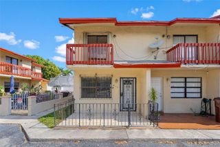 2331 W 66th Pl 201, Hialeah, FL 33016