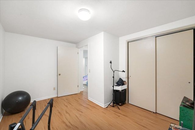 1484 Ravenoaks Trail, Oregon, WI 53575