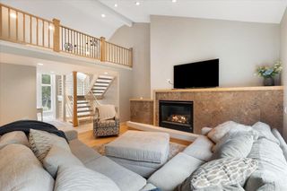 1484 Ravenoaks Trail, Oregon, WI 53575